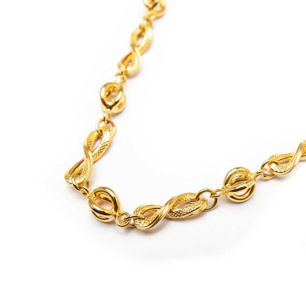 18KT YELLOW GOLD DESIGNED NECKLACE