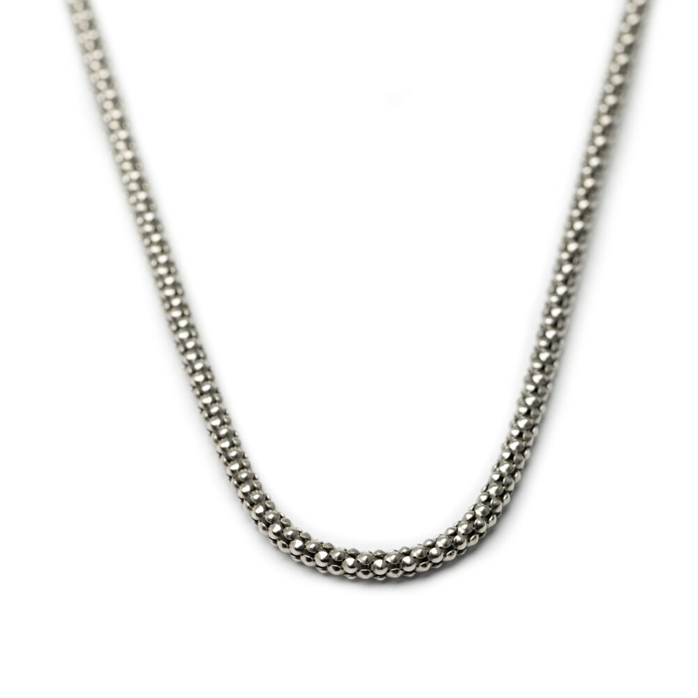 18kt White Gold Necklace.