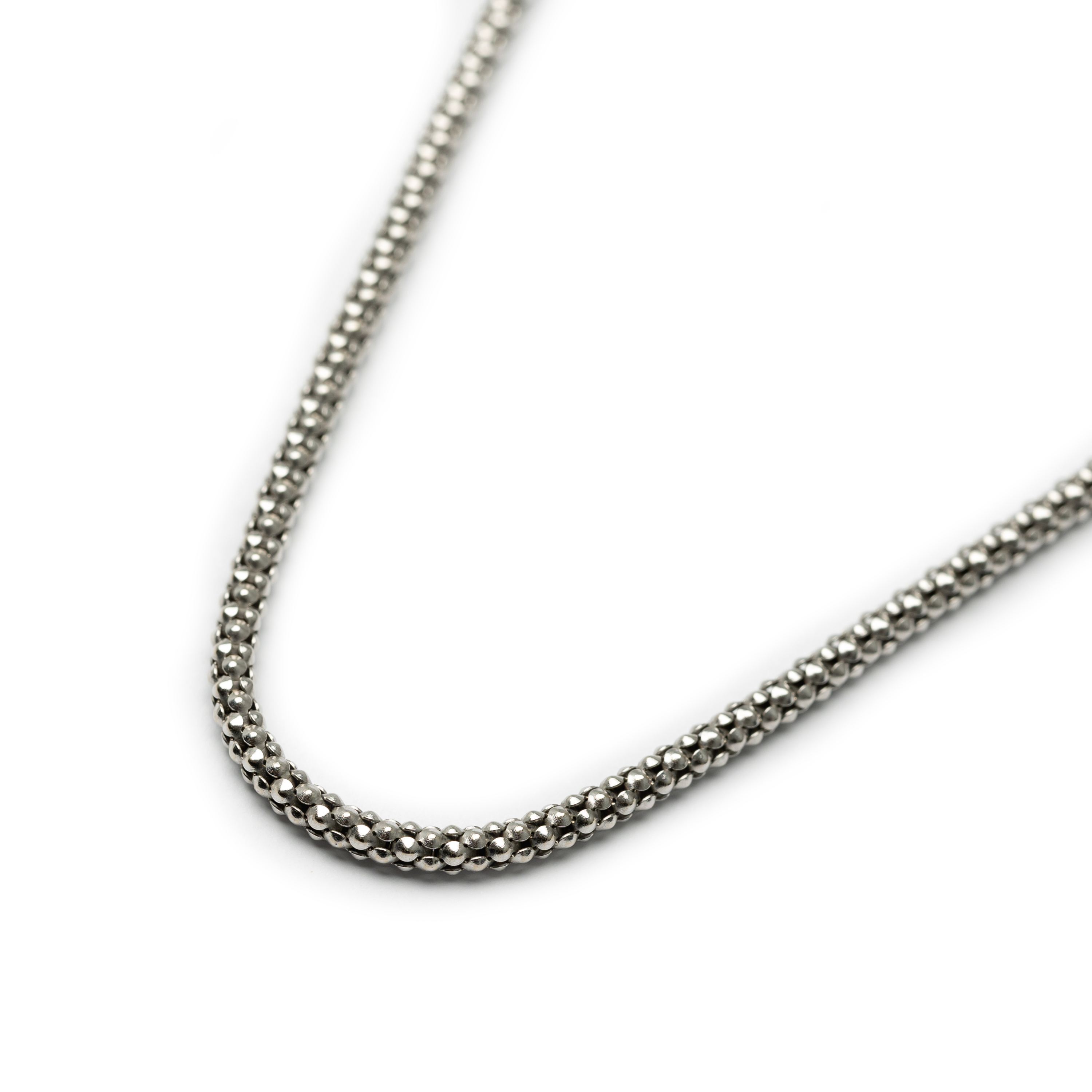 18kt White Gold Necklace.