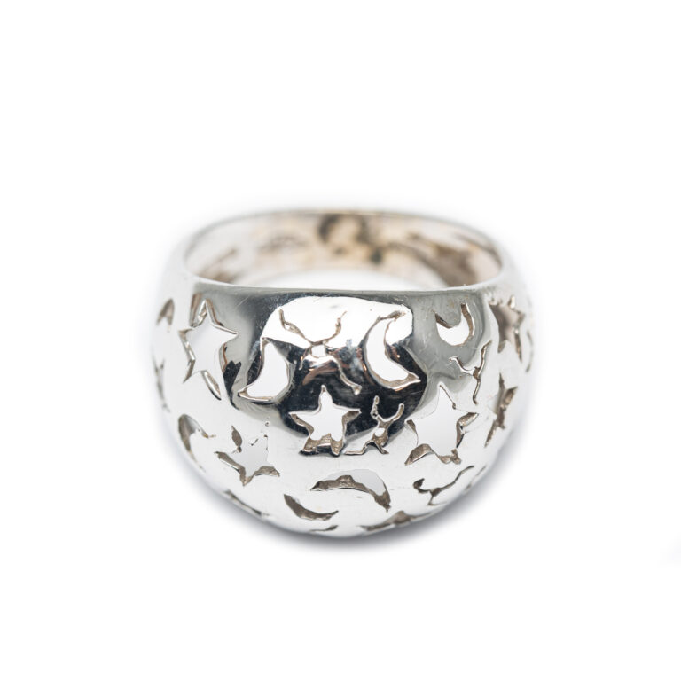 18kt White Gold Star And Moon Ring.