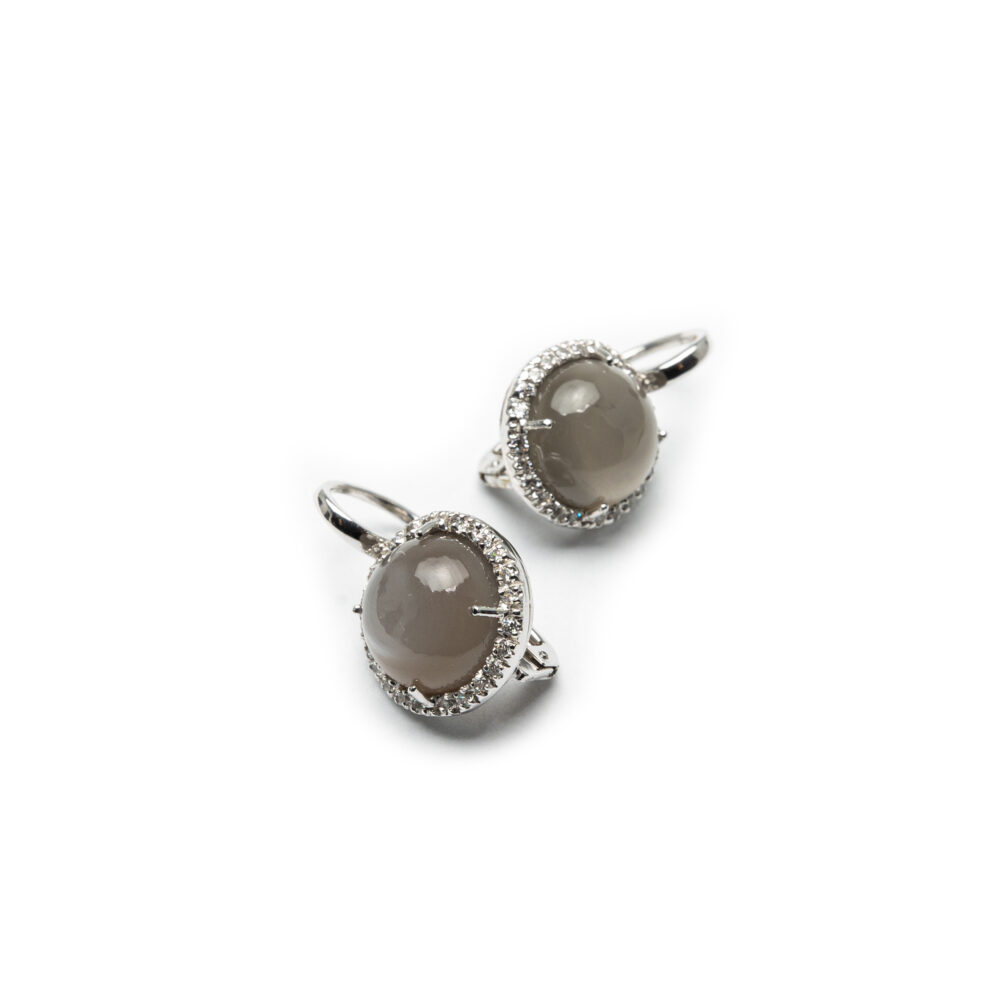 18kt White Gold Designed Earrings With Smokey Quartz And Zirconia.